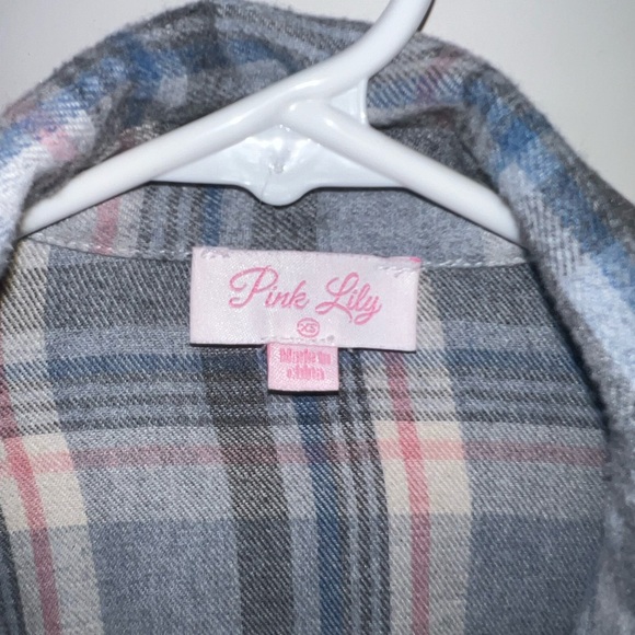 Pink Lily Blue & Pink Plaid Button Up - Picture 7 of 9